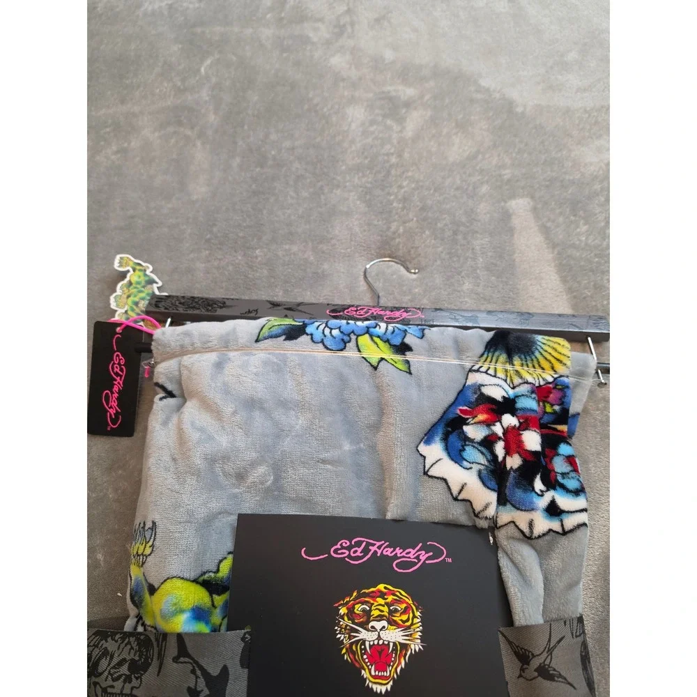 Ed Hardy Printed Plush Oversized Throw Blanket Grey Tattoo Art Tiger 60x70 NEW
